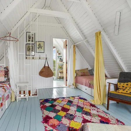 Stunning In With Wifi And 2 Bedrooms